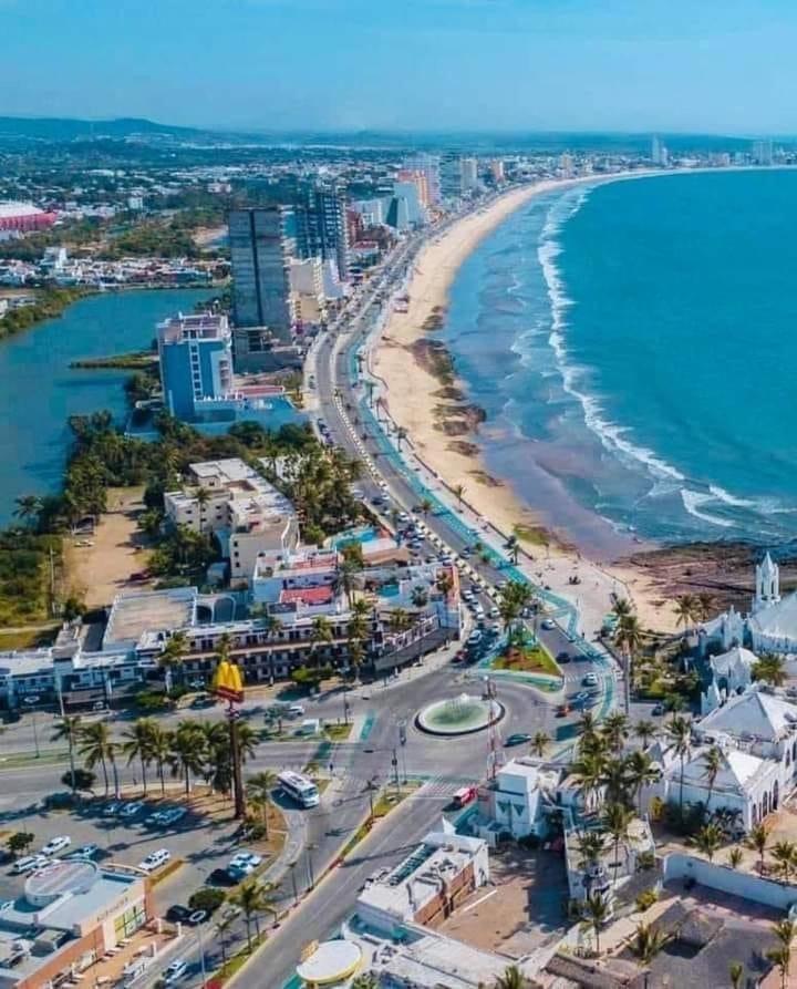 Casa Brisa Y Departamentos! A 3 Min La Playa&Malecon Villa Mazatlán Buitenkant foto