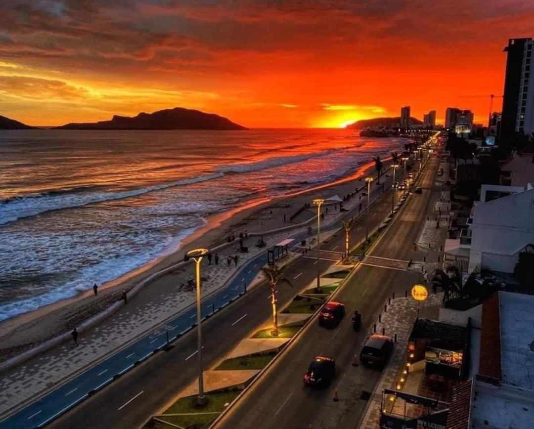 Casa Brisa Y Departamentos! A 3 Min La Playa&Malecon Villa Mazatlán Buitenkant foto